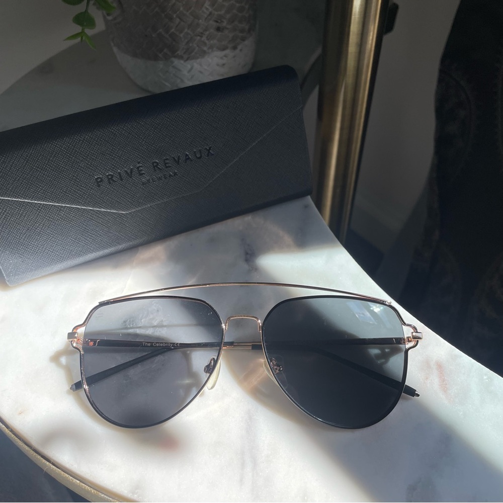 Brand New In Box Privé Revaux The Celebrity Sunglasses Black